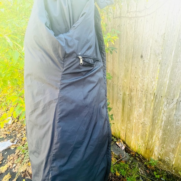 Patagonia downtown loft down hooded parka for women - Picture 6 of 9